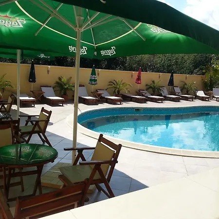Hotel Family Dayana