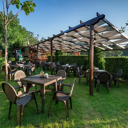 Family Dayana Hotel Sinemoretz