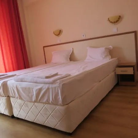 Hotel Family Dayana 3*